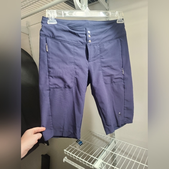 Shorts - Picture 6 of 9